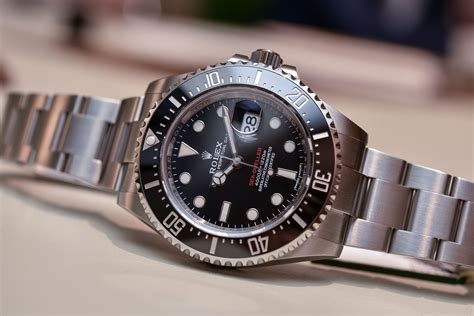 rolex sea dweller 126600 red